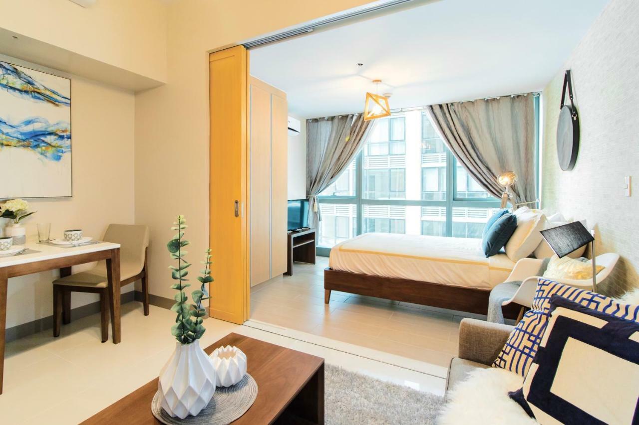 One Uptown Residence Bgc Pateros Экстерьер фото